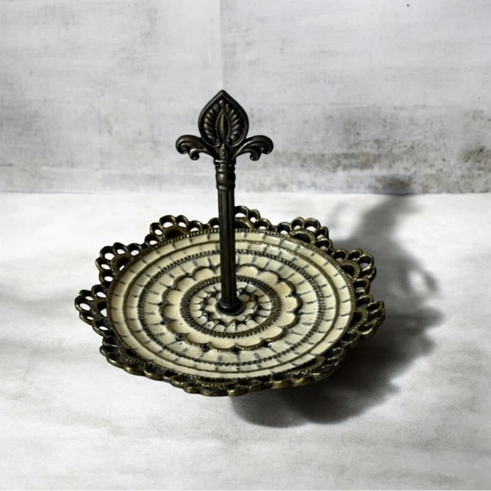 N/A ring holder